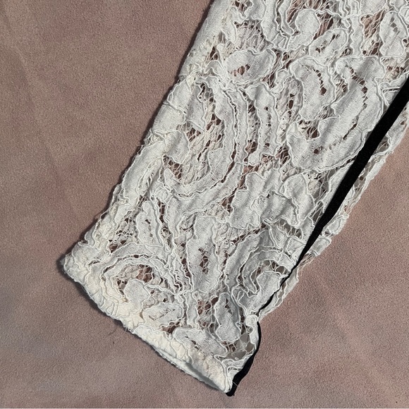 Women’s Guess size medium long sleeve modern top - Picture 7 of 10